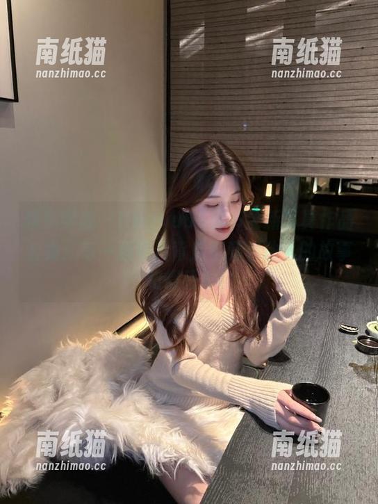 模范学院-lingyu69 模范学院 - lingyu69秘书全新写真作品合集:每一张照片背后都藏着动人的故事和情感.txt