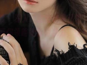 模范学院 – 深入“甜筒晓彤日常”，原图与图包带你领略她独特魅力，快来下载吧！.txt