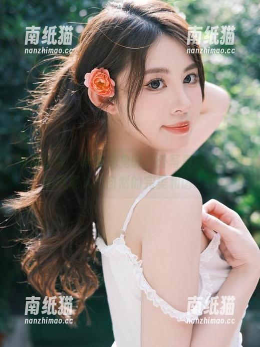 模范学院-草莓兔兔 模范学院 - 草莓兔兔的户外写真旅程,原图展现人与自然的完美和谐.txt