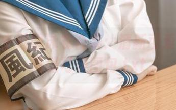 樱井宁宁透明泳衣合集：清新可爱的夏日海滩写真图包.txt