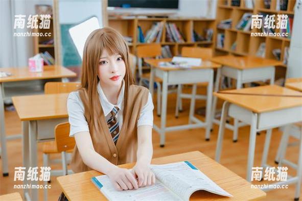 清水由乃 原图欣赏:清水由乃居家写真,免费下载分享她的温暖时光.txt