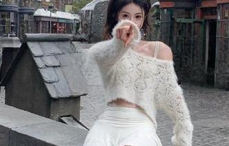 爱蜜社 – 感受兜豆靓Youlina全套眼镜作品的艺术魅力，时尚界的全新风向标！.txt