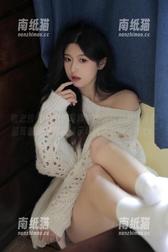 物恋传媒-案例猫耳 物恋传媒 - 户外写真中的独特魅力:案例猫耳的原图作品展示与创作心得分享.txt