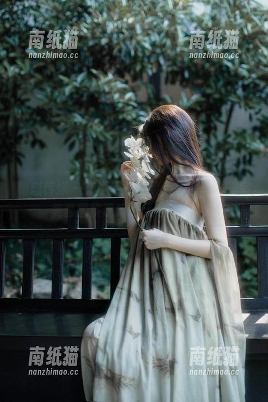物恋传媒-菜菜 物恋传媒 - 充满诗意的菜菜秘密写真,完美套图展现她的无穷魅力.txt