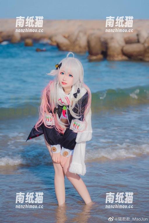 猫君君MaoJun 尽在猫君君MaoJun的清凉一夏中:精彩写真合集,带来透心凉的视觉舒适感!.txt