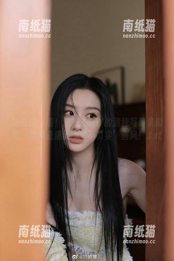 猫萌榜-玟姊BABY 猫萌榜 - 看!玟姊BABY的清纯写真集精选:真的是清新的‘不真实’画风!.txt