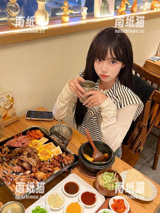 甜予摄影-齐齐 甜予摄影 - 齐齐私拍写真:穿上帆布鞋,勇敢做自我,不怕嘲笑.txt