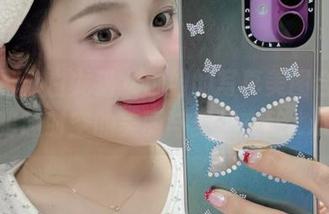 微密圈 – 白龙猫女御姐的写真美图合集，跨越时空的美丽与梦想交融.txt