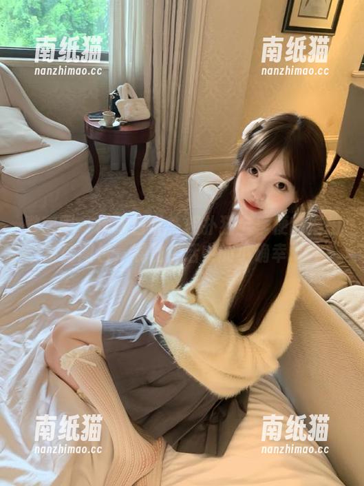相扑猫 微密圈 - 深入日常:相扑猫全季梗的摆拍系列图包,展现生活中的小确幸.txt