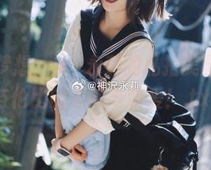 透明的梦想，神沢永莉的私拍美图展现无与伦比的清新与可爱！.txt