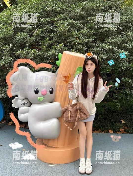 秀人网-Egg尤妮丝 秀人网 - Egg尤妮丝毫不畏惧无圣光,以黑白写真描绘世间真实与幻影的精彩图片.txt