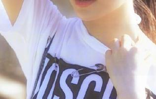 秀人网 – Nono酱女友写真作品：高颜值壁纸带你走进温柔的世界.txt