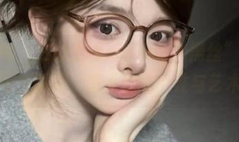 秀人网 – 在线查看：“icy猪黑丝”妖娆风情写真图集，感受她的个性与艺术.txt