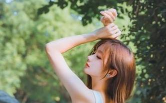 秀人网 – 快来下载伊一Moon的清纯写真，每一张图片都是青春的完美诠释！.txt