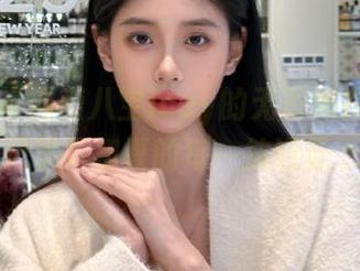 秀人网 – 探索八宝icey的无圣光白裙图包，记录下初夏的每一抹温柔.txt
