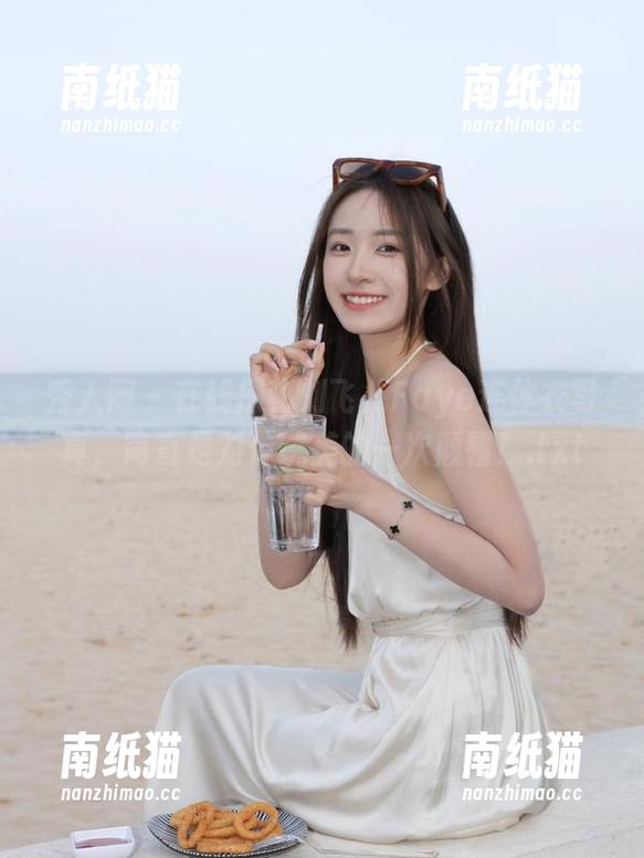 秀人网-刘飞儿Faye 秀人网 - 在线探秘刘飞儿Faye连体衣写真,简直是对传统美的一次颠覆!.txt