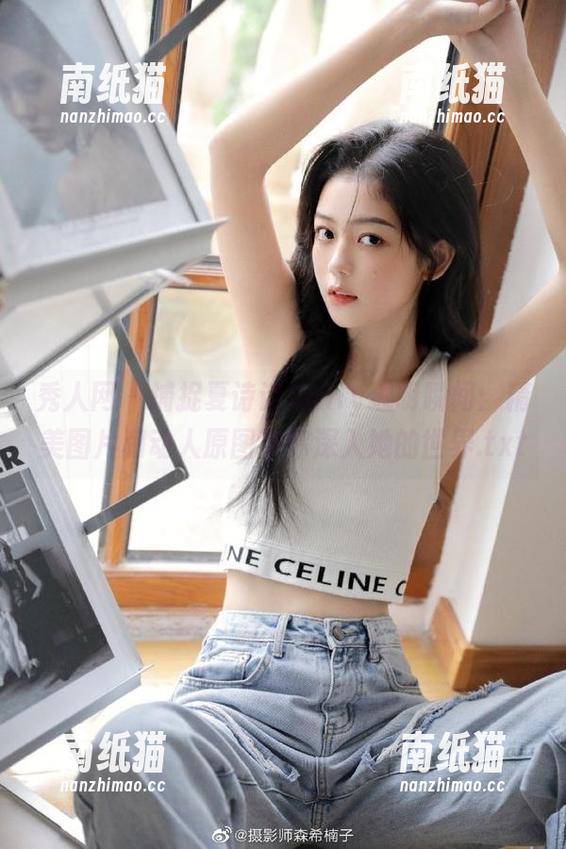 秀人网-夏诗诗Sally 秀人网 - 捕捉夏诗诗Sally透明瞬间:精美图片和动人原图带你深入她的世界.txt