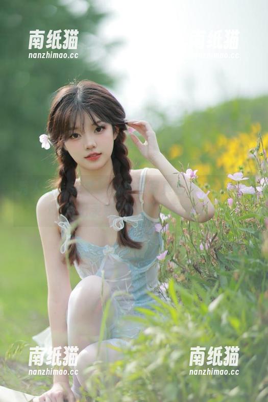 秀人网-奈奈Fox 秀人网 - 奈奈Fox居家写真合集,全新图片记录她的日常风采.txt
