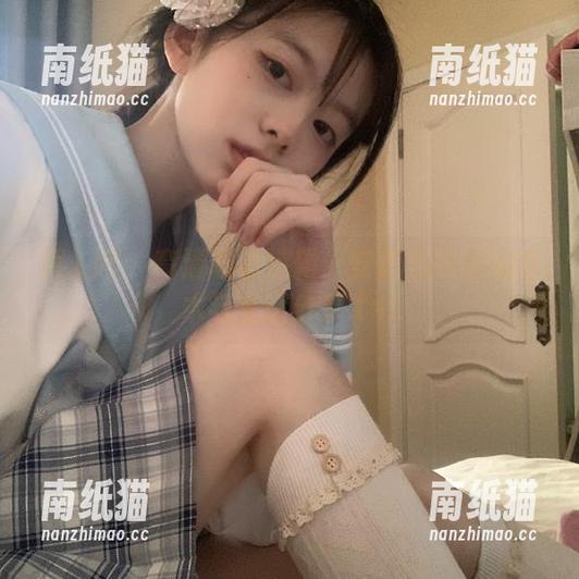秀人网-安然儿 秀人网 - 高清写真特辑:安然儿的自拍艺术与生活分享.txt