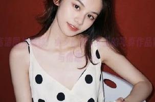 秀人网 – 高清图片揭秘：小夕Kitty女王的写真作品背后的故事与情感.txt