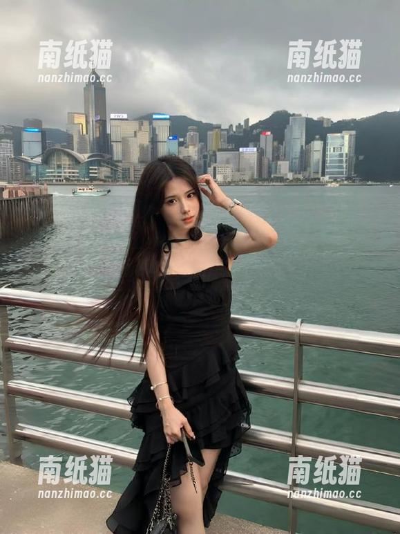 秀人网-恩一 秀人网 - 恩一教你如何穿搭,无圣光连体衣图包值得收藏!.txt