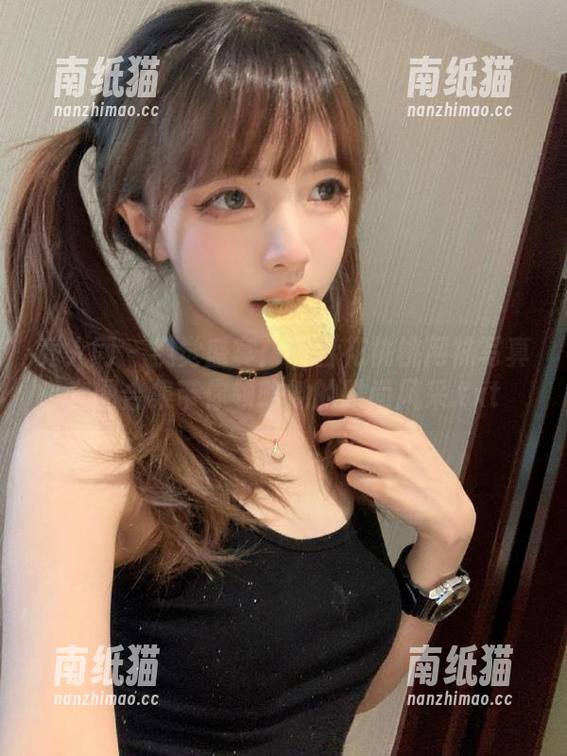 秀人网-明日花桃桃 秀人网 - 视觉盛宴:明日花桃桃网袜写真套图合集带你领略她的时尚风采.txt