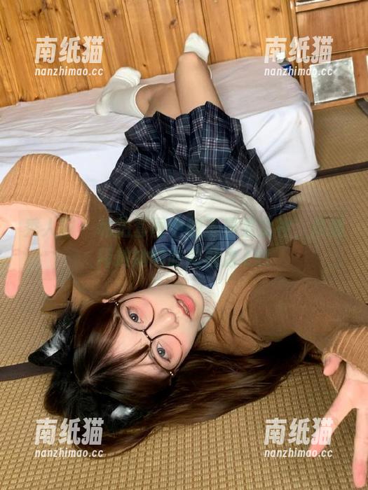 秀人网-王曼柔 秀人网 - 私拍套图中的王曼柔女神,尽情释放她的时尚魅力.txt
