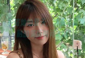 秀人网 – 在璀灿的夏天，感受写真与自然交融的美丽瞬间.txt