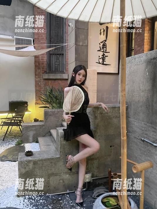 秀人网-甜七七 秀人网 - 网盘宝藏:探寻甜七七豹纹写真,感受不一样的艺术风格.txt