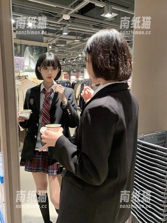 秀人网-白白Alina 秀人网 - 白白Alina的睡衣图包:温馨与甜美的完美结合,马上下载吧!.txt