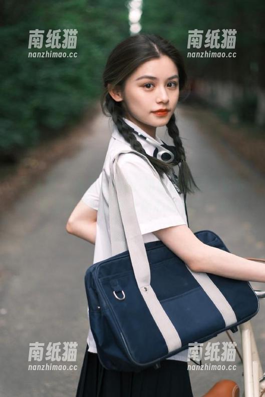 秀人网-糯美子Mini 秀人网 - 糯美子Mini姐姐最新图包发布,清新可爱的风格让你心动不已!.txt