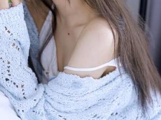 秀人网 – 跟随糯美子的私拍作品，体验俏皮可爱的动人瞬间.txt
