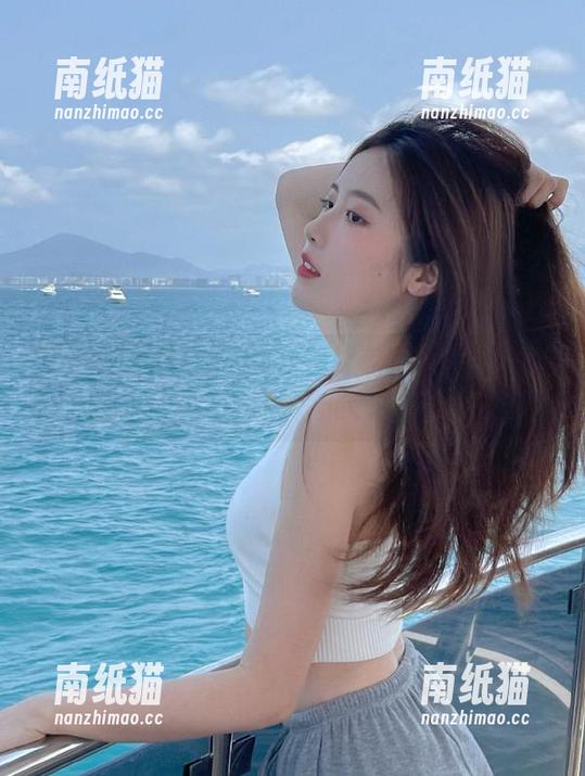 秀人网-糯美子mini 秀人网 - 糯美子mini独特美腿风格摄影:获取独家原图资源与灵感吧!.txt