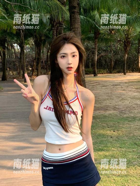 秀人网-糯美子nini 秀人网 - 糯美子niniJK写真分享,带你领略她的照片背后故事.txt