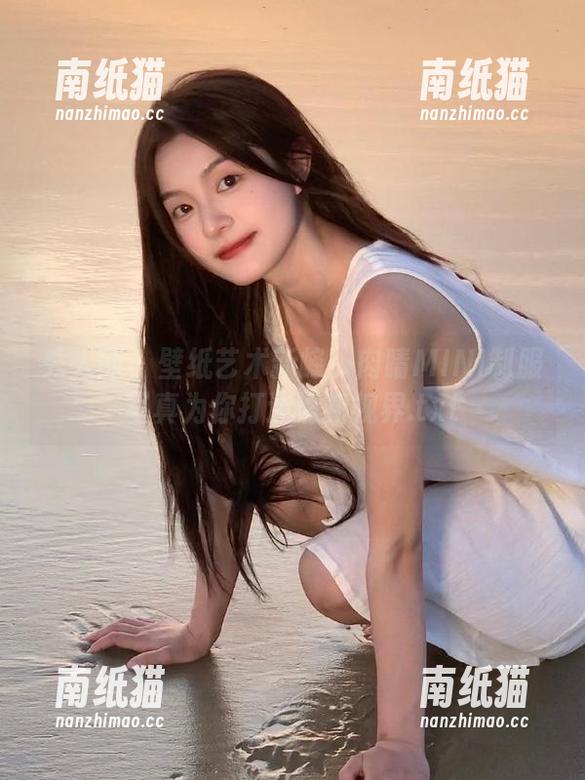 秀人网-肉晴MINI 秀人网 - 壁纸艺术新峰:肉晴MINI制服写真为你打造清新视界.txt