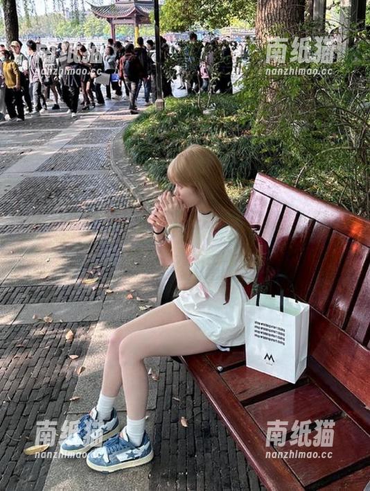 秀人网-舒林培 秀人网 - 倾心私房写真:舒林培亲手打造的妹妹图集.txt