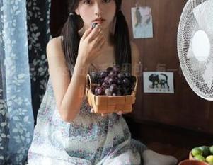秀人网 – 探索蓝夏Akasha的毛衣图包：每一幅作品都是对生活的热爱.txt