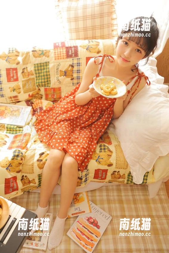 秀人网-袁圆 秀人网 - 高清图片集:袁圆水手服写真,灵感源自梦幻的海边风情.txt