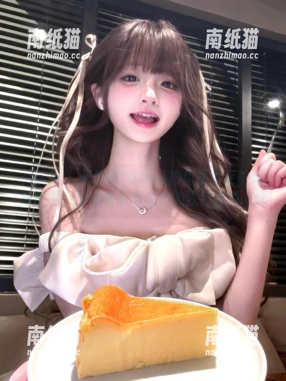 秀人网-赵惟依coco 秀人网 - 赵惟依coco私拍作品背后的泳池故事,透过镜头看见她的独特视角.txt