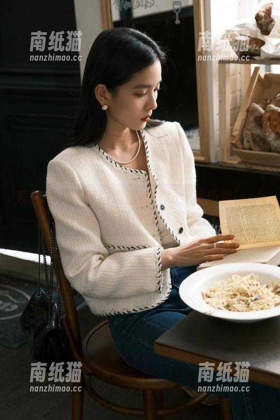 秀人网-陈巧蓓isabella 秀人网 - 最新图集重磅登场:陈巧蓓isabella的JK风尚引领潮流.txt