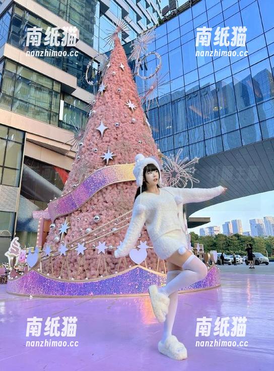 稚乖画册-赤西夜夜 稚乖画册 - 发现赤西夜夜的魅力:礼服主题作品网盘大放异彩.txt