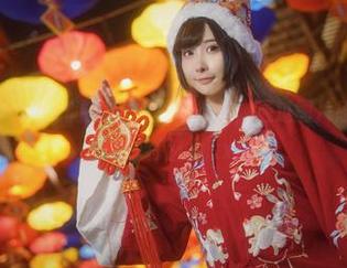 探寻糖果果Candy的室内OL写真作品，通过图片感受都市生活的独特魅力.txt