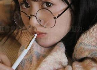 绮梦摄影 – 在章章的礼服写真中感受时尚魅力：照片记录珍贵瞬间.txt