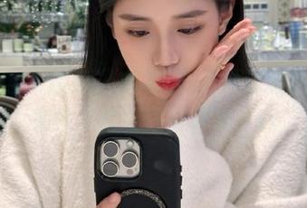 美媛馆 – 精致冯木木LRIS黑丝美图，带来绝美写真图集盛宴.txt
