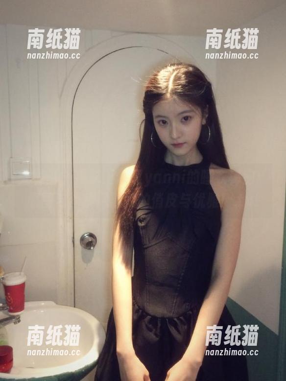 美媛馆-王馨瑶yanni 美媛馆 - 揭秘王馨瑶yanni的睡衣秘密:原图与图集尽显她的俏皮与优雅!.txt