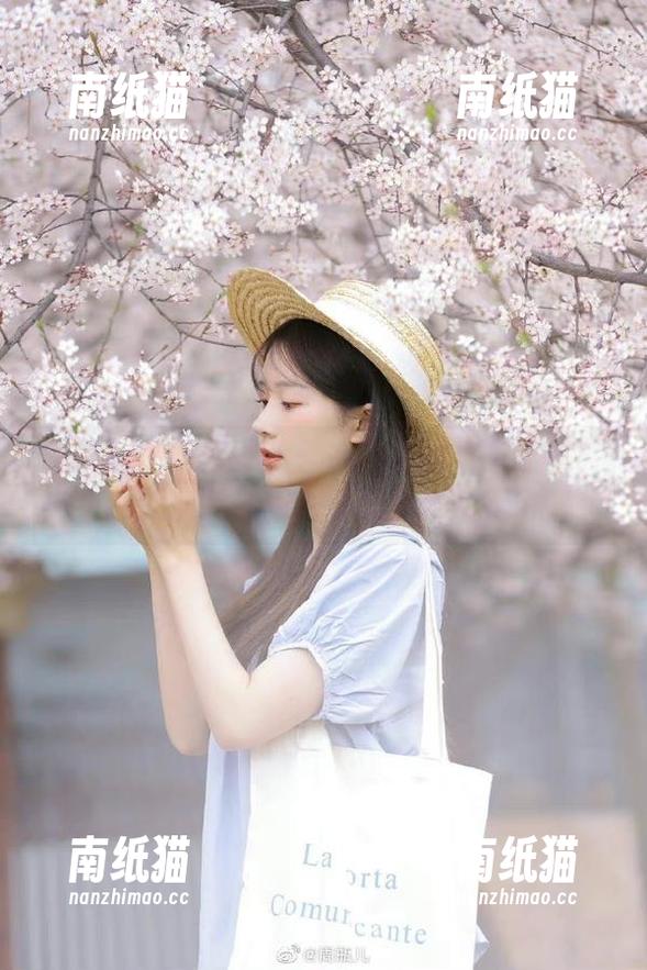 美媛馆-糯美子 美媛馆 - 探索糯美子水手服的原图全集:每一幅画面都是爱与幻想的交汇.txt