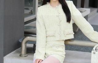 美媛馆 – 美桃酱瑜伽图包福利，追寻她的每一个优雅姿势.txt