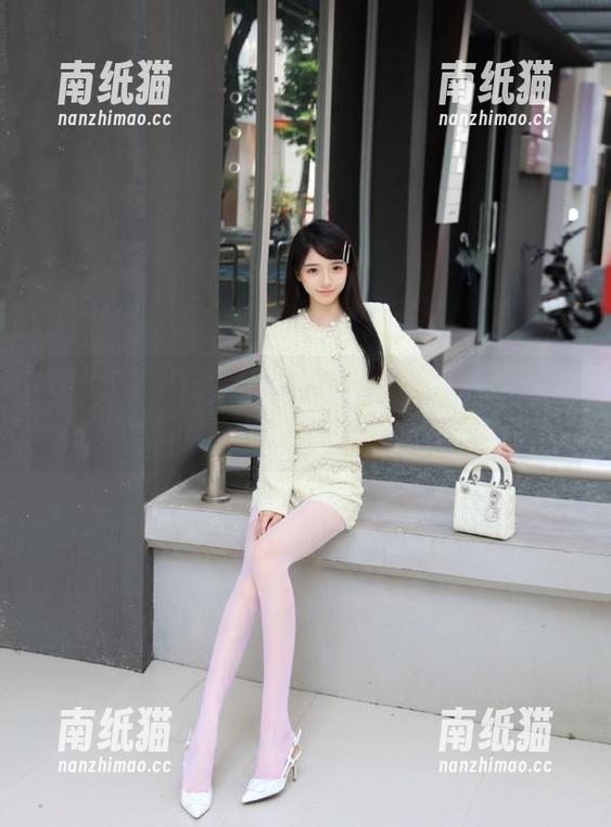 美媛馆-美桃酱 美媛馆 - 美桃酱瑜伽图包福利,追寻她的每一个优雅姿势.txt
