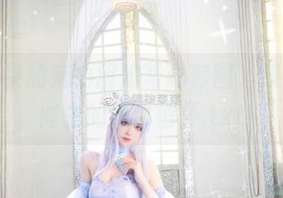 翎柒菜菜的魅力厨娘写真套图，感受一位博主的美食情怀.txt