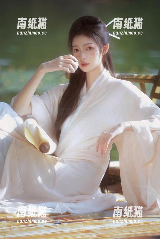 舞蹈生日记 舞蹈生日记写真集更新:解锁“画”中的舞蹈之美与魅力.txt